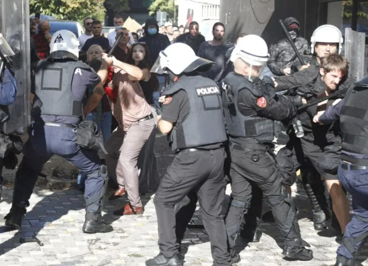 Protesta e studentëve, lirohen protestuesit e arrestuar