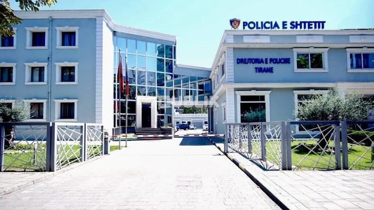 Aksident te Rruga e Dibrës, 20-vjeçari përplas për vdekje të moshuarën