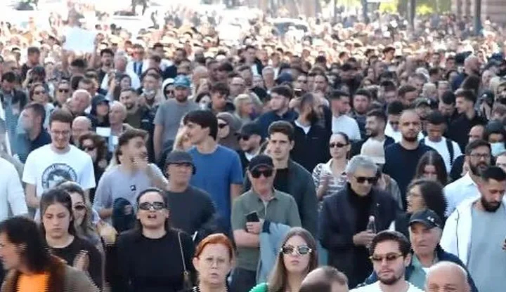 Thirrja e pedagoges: Të bashkohen edhe mjekët, të bëhen zëri i studentëve