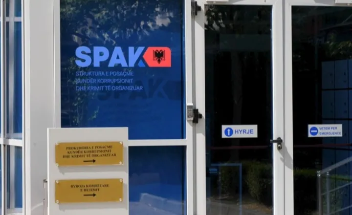 SPAK çon në gjyq 17 persona për 2 ton kanabis dhe 475 kg kokainë