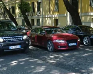 Taksa e re e makinave nga 1 janari 2027 që do të “zhysë” drejtuesit e mjeteve
