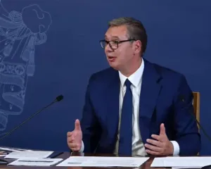 Alarmohen serbët! Po përgatitet arrestimi i Vuçiç, duan ta nxjerrin nga politika