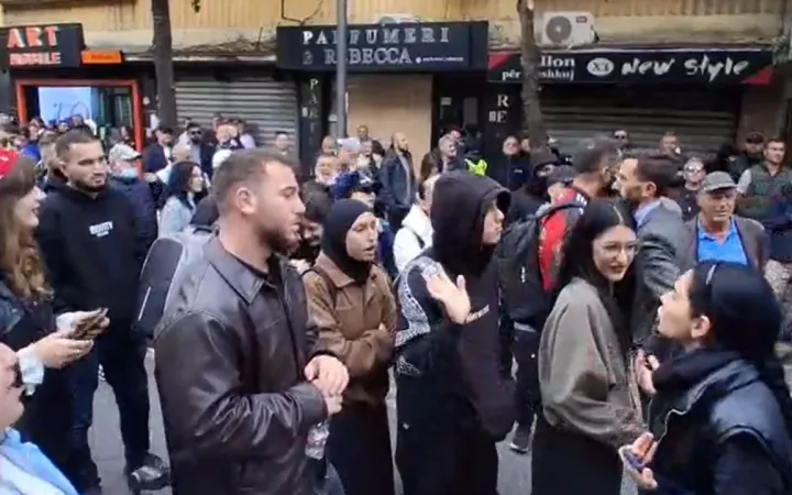 “Opozita jemi ne!” Studentët përplasen me PD-në: Si u shitët gjithë këto vite?
