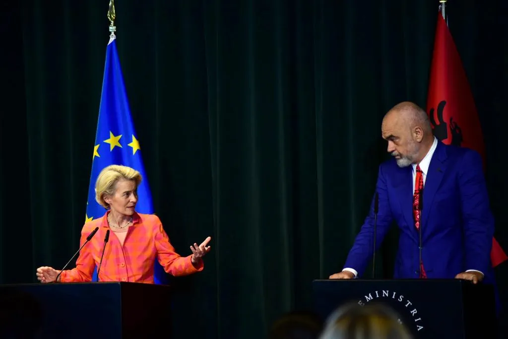 KE “zbyth” Ramën: Vendimet për kufizimin e lëvizjes u takojnë vendeve anëtare