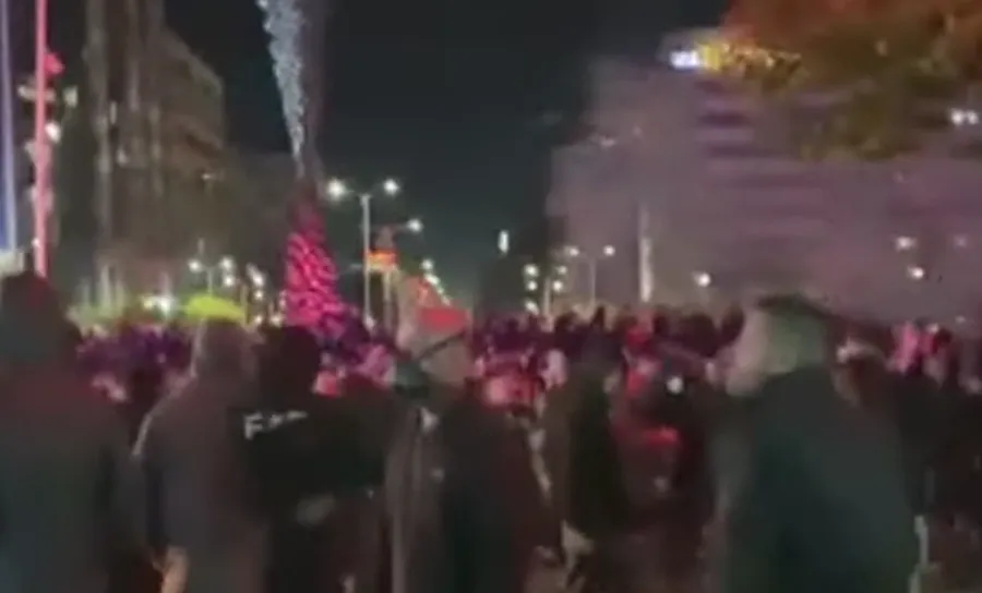 Zbardhet lëvizja, pedagogët zyrtarisht në krahë të studentëve